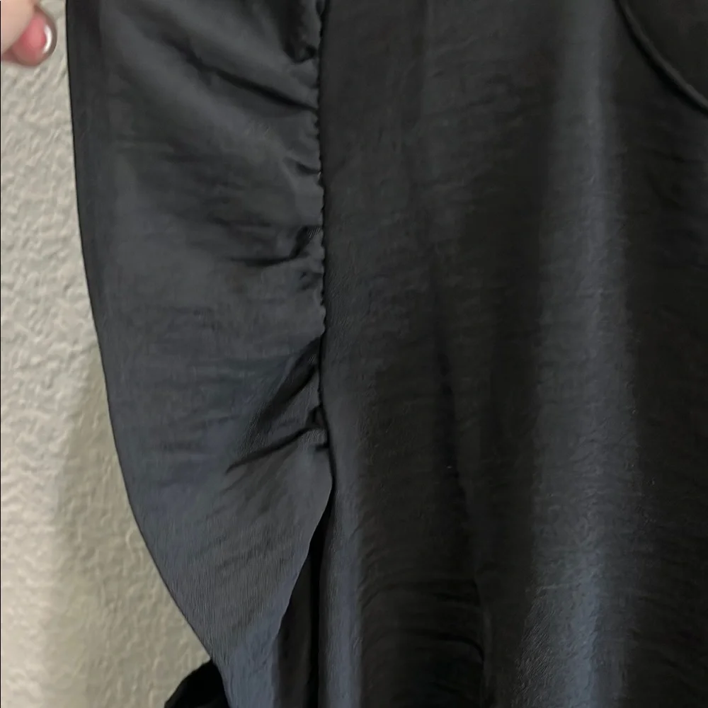Zenana Elegant Black Ruffle Sleeve Top size 2X New - Picture 5 of 6